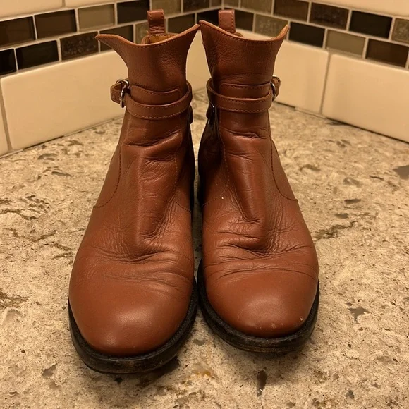 BALENCIAGA/PARIS caramel leather ankle booties